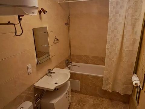 квартира за адресою Анни Ахматової вул., 22