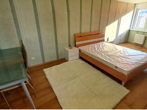 квартира за адресою Анни Ахматової вул., 22