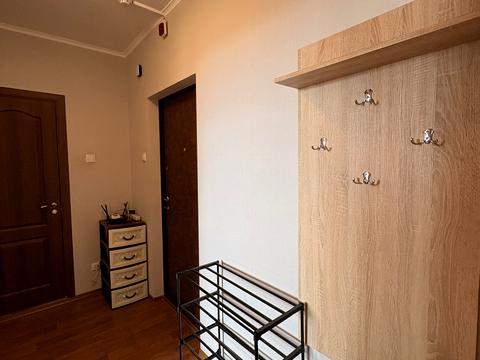 квартира за адресою Софії Русової вул., 1