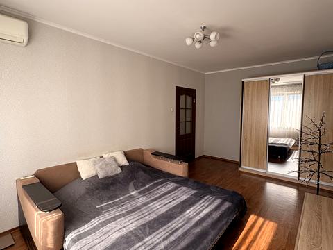 квартира за адресою Софії Русової вул., 1