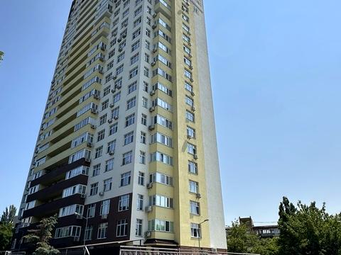 квартира за адресою Рея Бредбері вул., 2