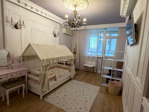 квартира за адресою Авіаконструктора Ігоря Сікорського вул. (Танкова), 1