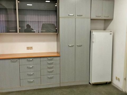 комерційна за адресою Лєскова вул., 3-А