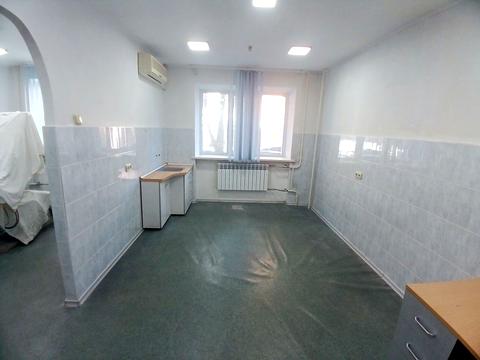 комерційна за адресою Лєскова вул., 3-А