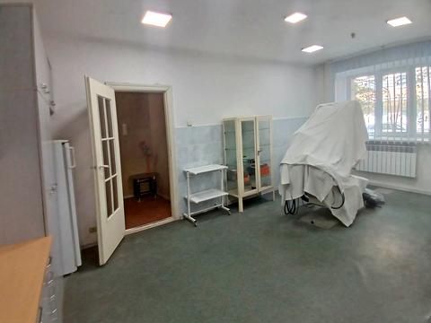 комерційна за адресою Лєскова вул., 3-А