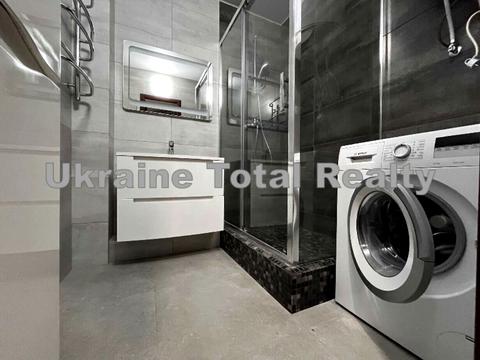 квартира за адресою Софії Русової вул., 5-Б