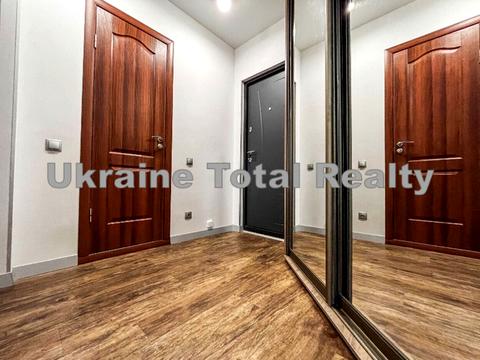 квартира за адресою Софії Русової вул., 5-Б