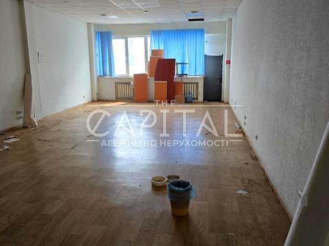 коммерческая по адресу Валерия Лобановского просп. (Червонозоряний), 1