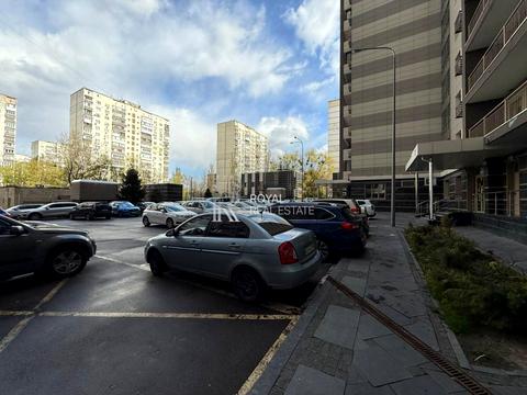 комерційна за адресою Патріарха Мстислава Скрипника вул. (Миколи Островського), 40
