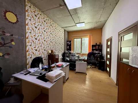комерційна за адресою Патріарха Мстислава Скрипника вул. (Миколи Островського), 40