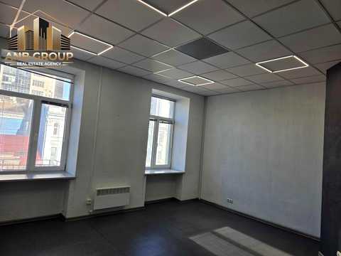 коммерческая по адресу Антоновича ул. (Горького), 48