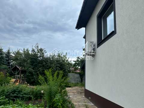 дом по адресу Квітневий провулок