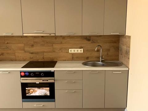 квартира за адресою Дніпровська набережна вул., 18-А