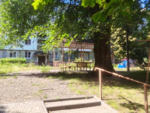 квартира за адресою Каштанів вул., 8