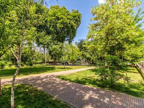комерційна за адресою Січових Стрільців вул. (Артема), 84