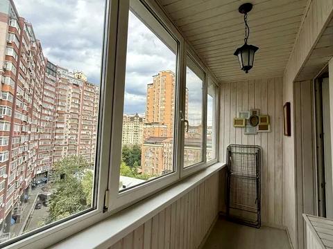 квартира за адресою В'ячеслава Чорновола вул., 33/30