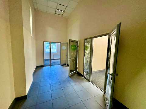 комерційна за адресою Дніпро, Будівельників вул., 23