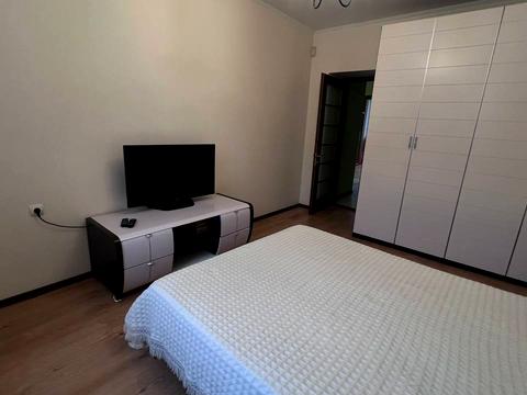 квартира за адресою Зоопаркова вул., 6