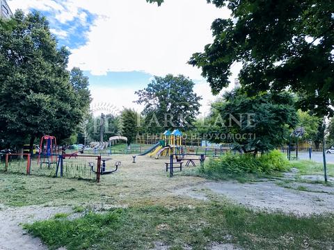 квартира за адресою Голосіївський просп. (40-річчя Жовтня), 15-Б