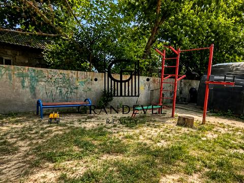 квартира за адресою Паризька вул., 5
