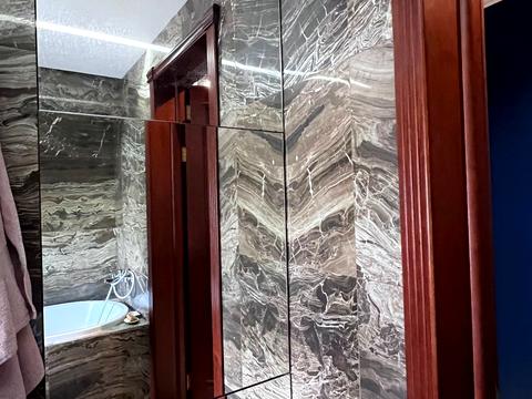квартира за адресою Анни Ахматової вул., 13-Д