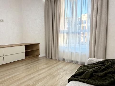 квартира по адресу Молодіжна ул., 10