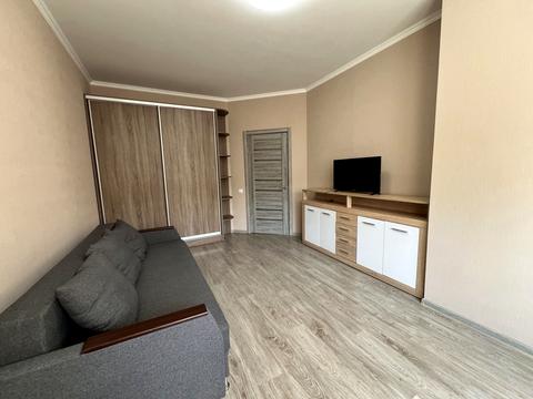 квартира за адресою Василя Стуса вул., 19