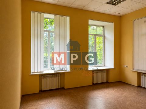 комерційна за адресою Мироносицька вул., 92 