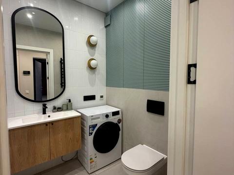 квартира за адресою Салютна вул., 2к18