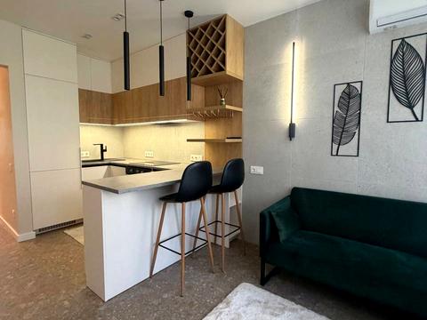 квартира за адресою Салютна вул., 2к18