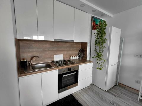 квартира за адресою Білогірська вул., 1-К