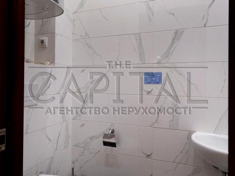 квартира за адресою Софії Русової вул., 5-Б