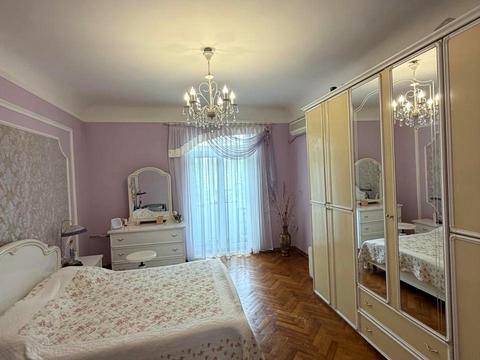 квартира за адресою Дмитра Яворницького просп. (Карла Маркса), 113
