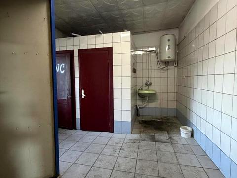 комерційна за адресою Польова вул., 10