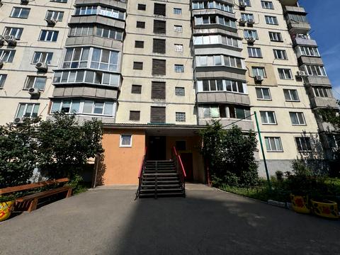 квартира за адресою Патріарха Мстислава Скрипника вул. (Миколи Островського), 13