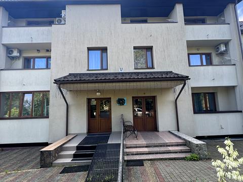 коммерческая по адресу Бринецького, 19
