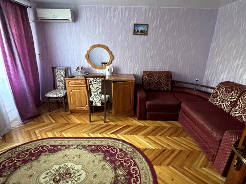 коммерческая по адресу Бринецького, 19