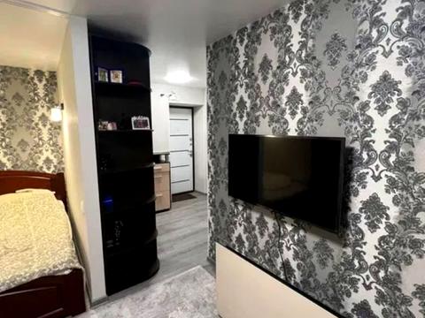 1871867188573302