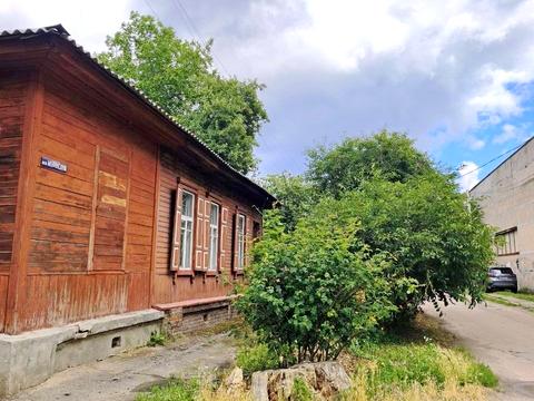 дом по адресу Бориса Луговского ул. (Рози Люксембург), 13