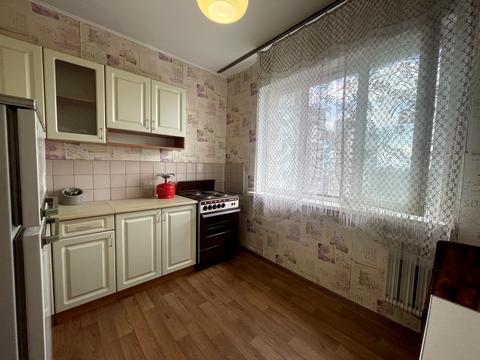 квартира за адресою Академіка Глушкова просп., 51