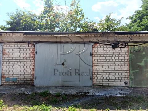 паркоместо по адресу Карела Чапека ул. (Юліуса Фучика), 5