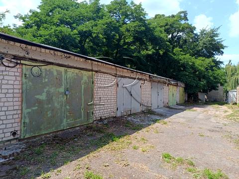 паркоместо по адресу Карела Чапека ул. (Юліуса Фучика), 5