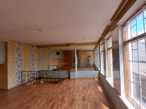 комерційна за адресою Чернівці, Ентузіастів вул., 2