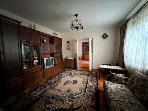 будинок за адресою Загребельна вул., 12