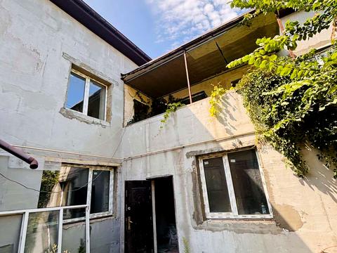 будинок за адресою Канатна вул., 74