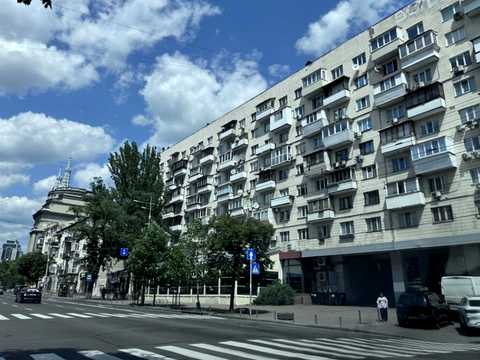 квартира за адресою Велика Васильківська вул. (Червоноармійська), 85-87