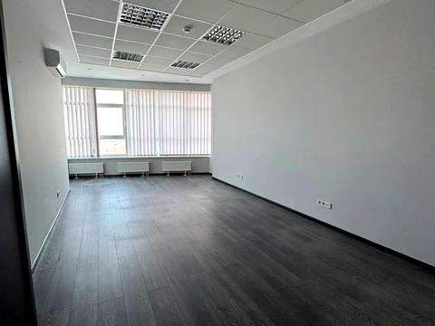 комерційна за адресою Кловський узвіз, 7а