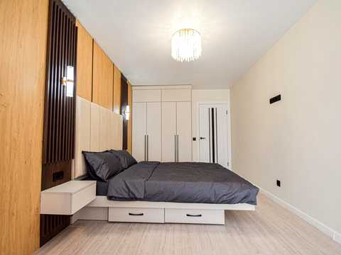 квартира за адресою Злуки просп., 7