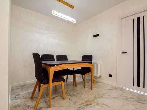 квартира за адресою Злуки просп., 7