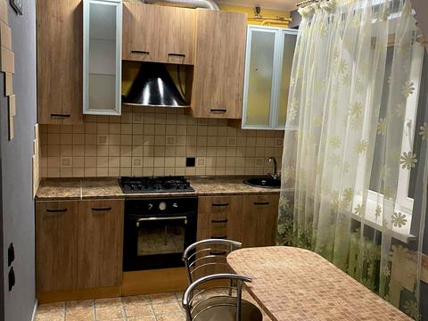 квартира за адресою Котляревського вул., 8